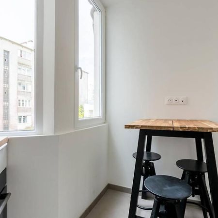 La chambre Liberté 1, SDB privative et TV, Cuisine Salon Partagés, confort et hypercentre Brest Extérieur photo