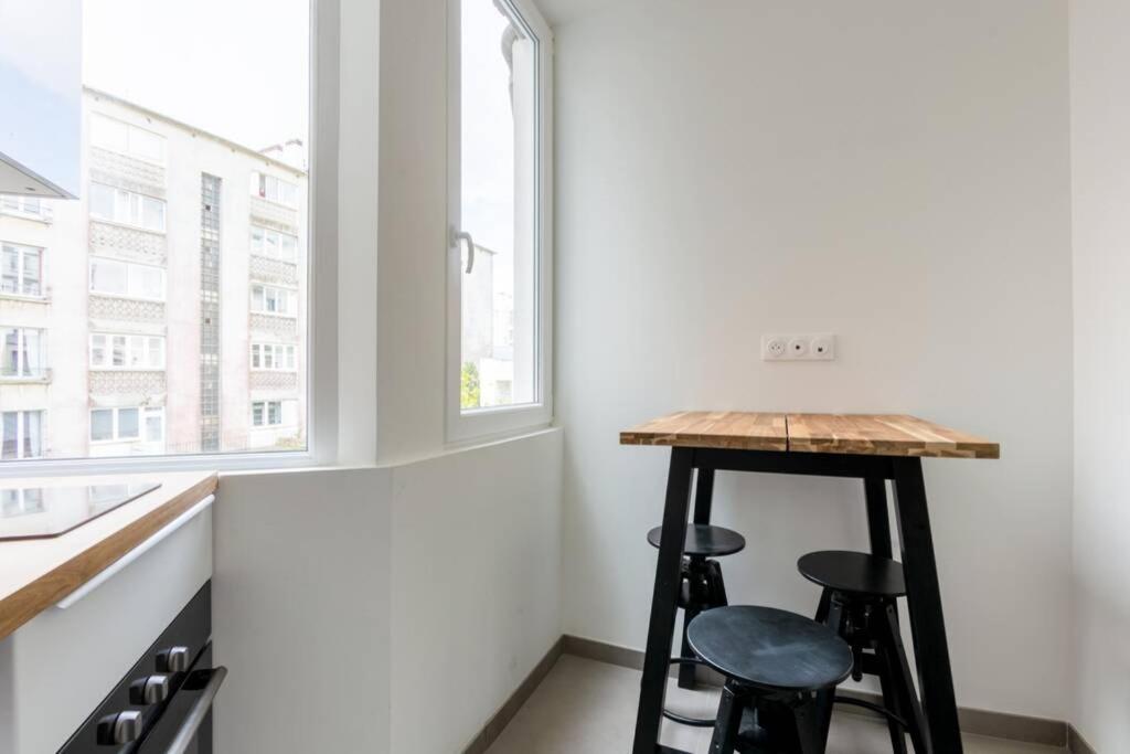 La chambre Liberté 1, SDB privative et TV, Cuisine Salon Partagés, confort et hypercentre Brest Extérieur photo
