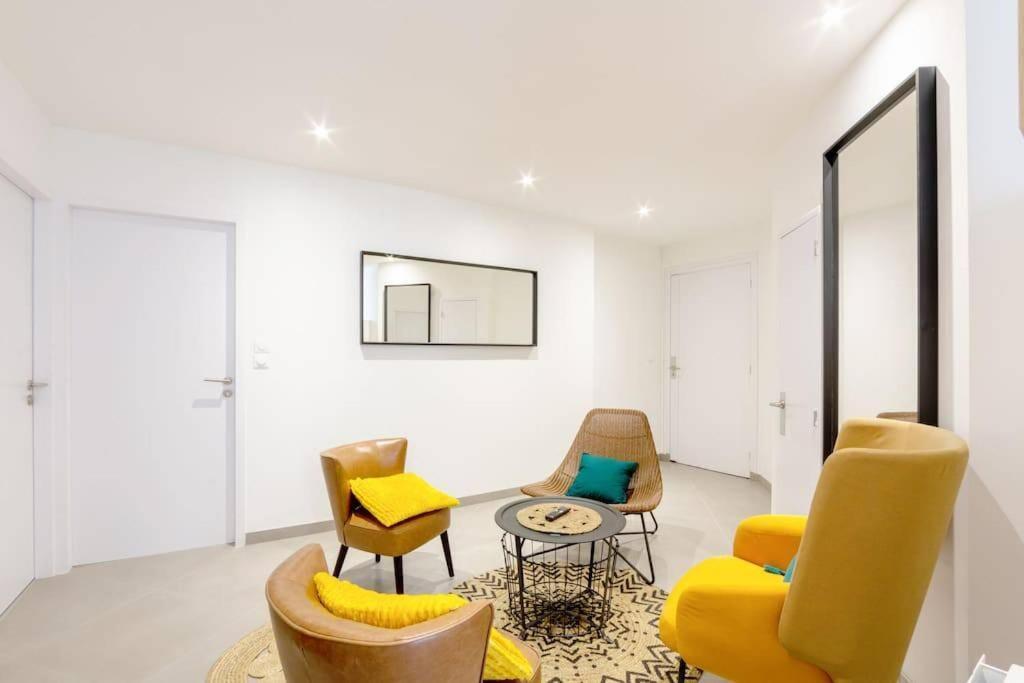 La chambre Liberté 1, SDB privative et TV, Cuisine Salon Partagés, confort et hypercentre Brest Extérieur photo